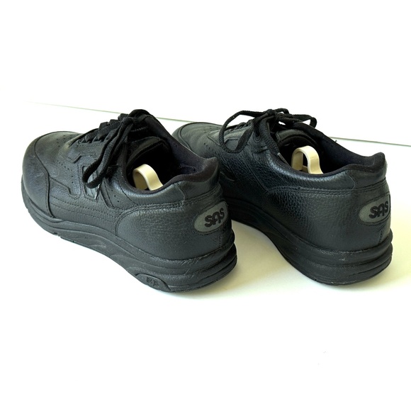 SAS Tour Black Lace Up Sneakers - Size 8.5 Wide - Excellent Condition with Box - Picture 5 of 7
